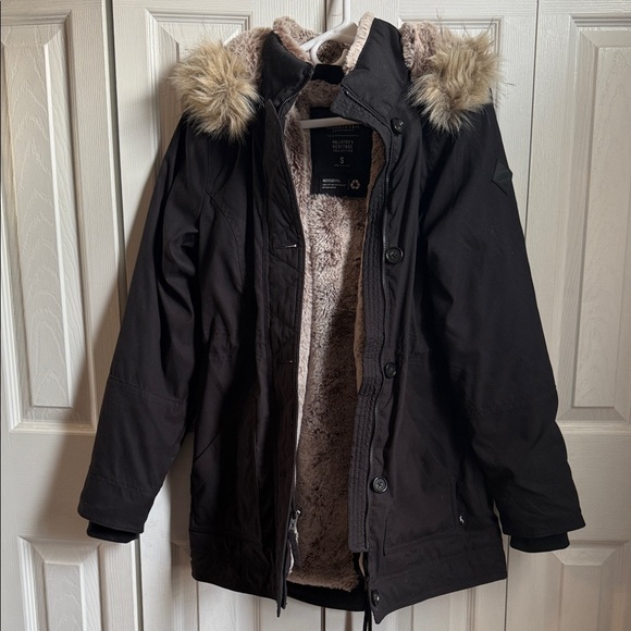 Hollister Jackets & Blazers - Hollister Heritage Collection Coat with Cream Fur Lining